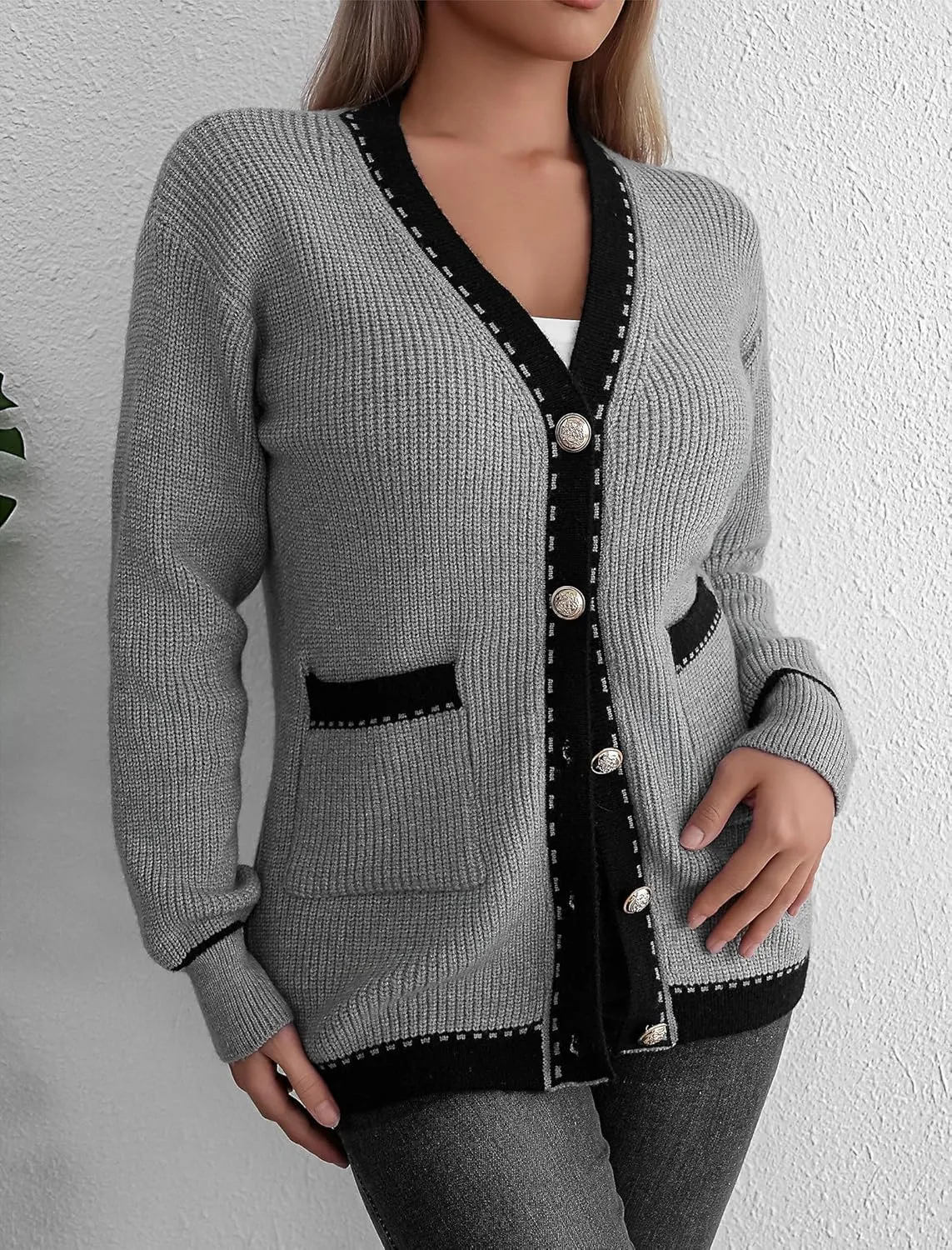 Cardigan Sweaters for Women Open Front Long Sleeve Button Down Knit Jackets with Pockets 2024 Fall Winter Outfits
