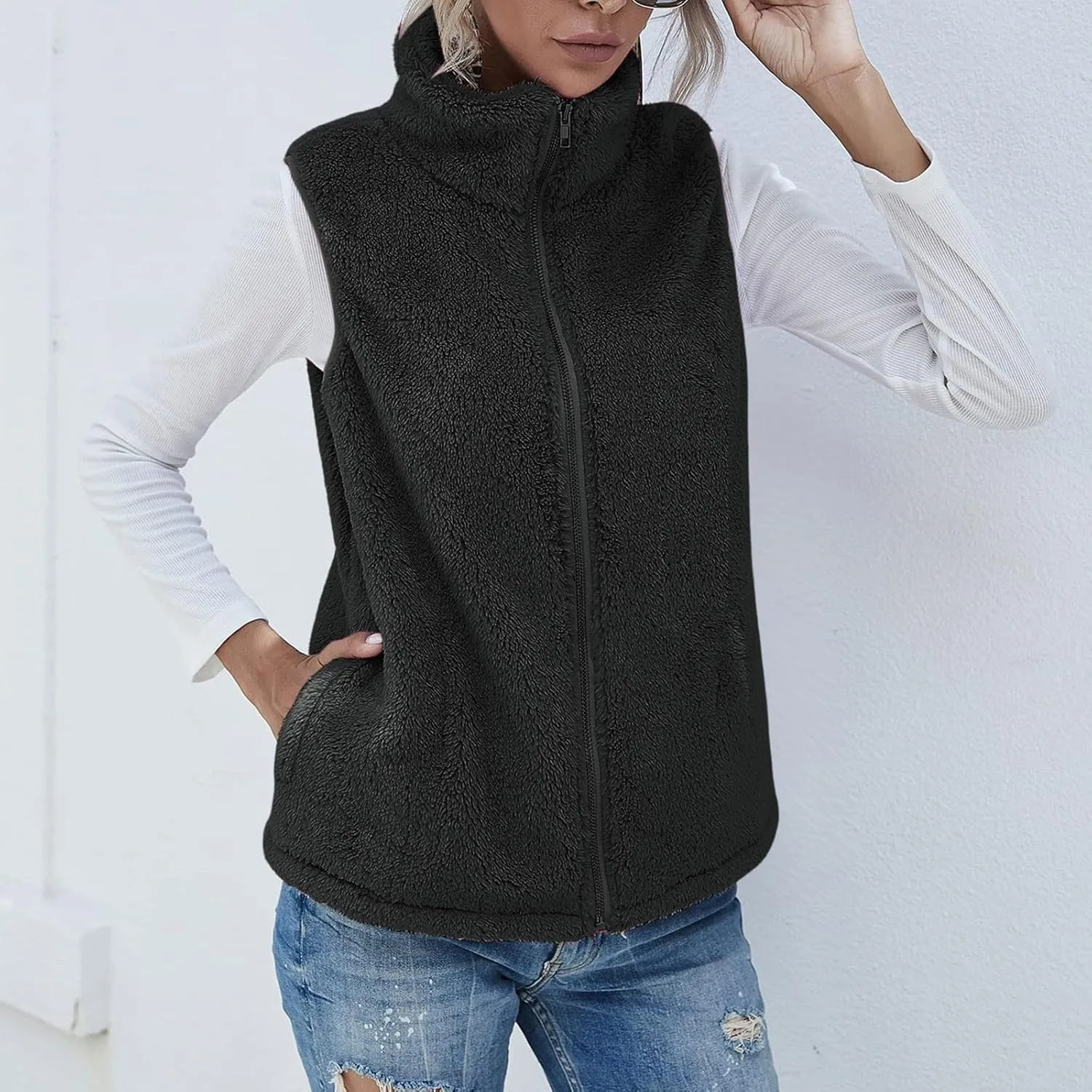 COTECRAM 2025 Fashion Women Faux Fur Vest Short Sleeveless Jacket Winter Warm Coats Outwear Comfy Soft Waistcoat