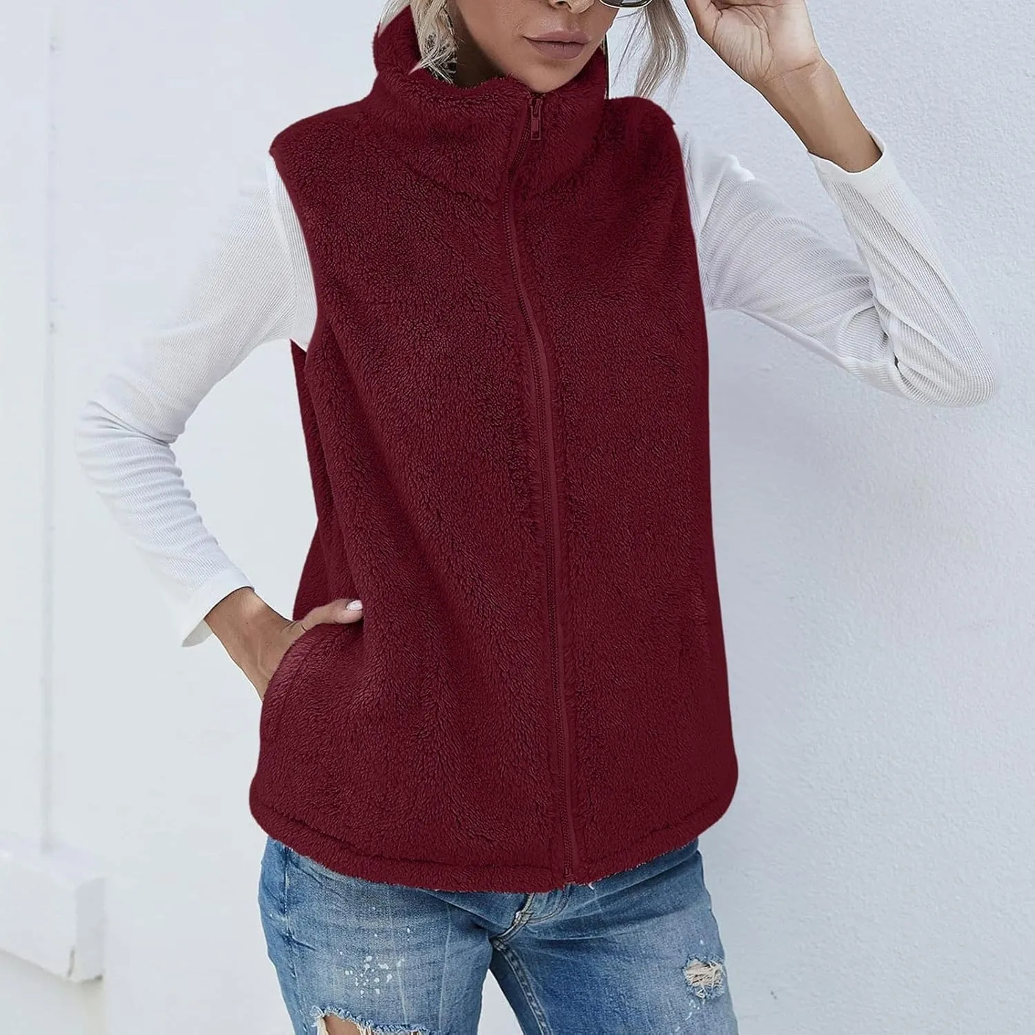 COTECRAM 2025 Fashion Women Faux Fur Vest Short Sleeveless Jacket Winter Warm Coats Outwear Comfy Soft Waistcoat