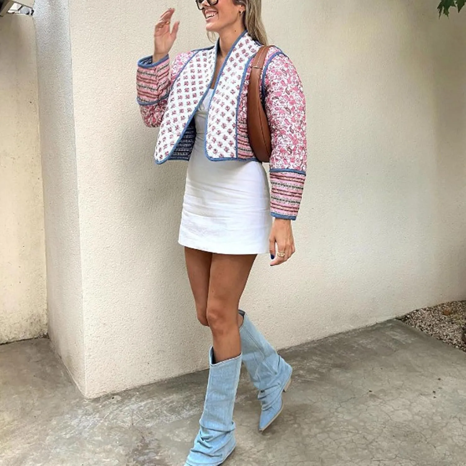 Faretumiya Women Open Front Puffer Jacket Vinatge Floral Crop Quilted Cardigan Y2k Patchwork Padded Coat Streetwear