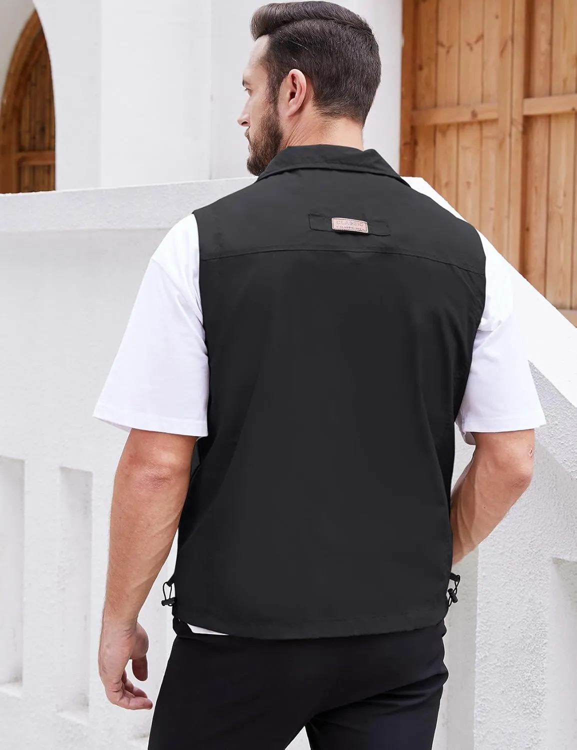 Gihuo Men's Lightweight Softshell Sleeveless Golf Vest with Zipper Pockets for Travel Hiking Fishing Safari Outwear
