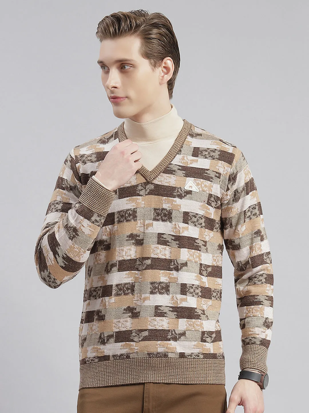 Men Brown Self Design V Neck Full Sleeve Cardigans