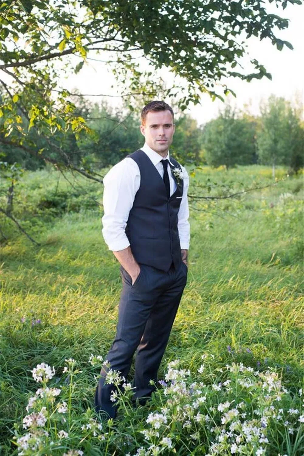 Mens 2 Piece Suit Slim Fit Formal Groomsmen Vest Pants Suit Set Wedding Single-Breasted V-Neck Vest and Pants
