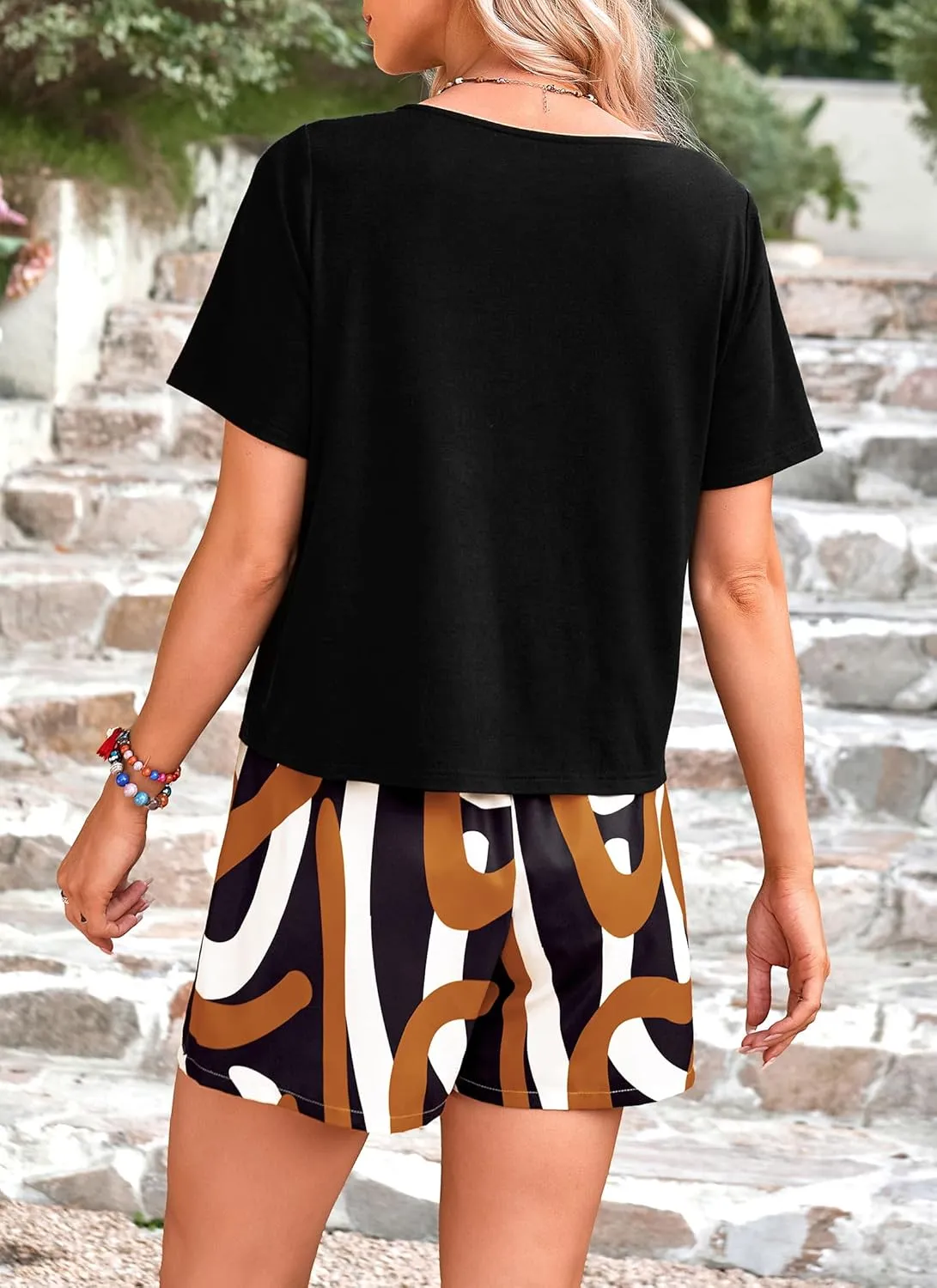 PRETTYGARDEN Women's Summer 2 Piece Outfits Lounge Sets Short Sleeve Tee Shirts Tops Blouses Pockets Printed Shorts Tracksuit