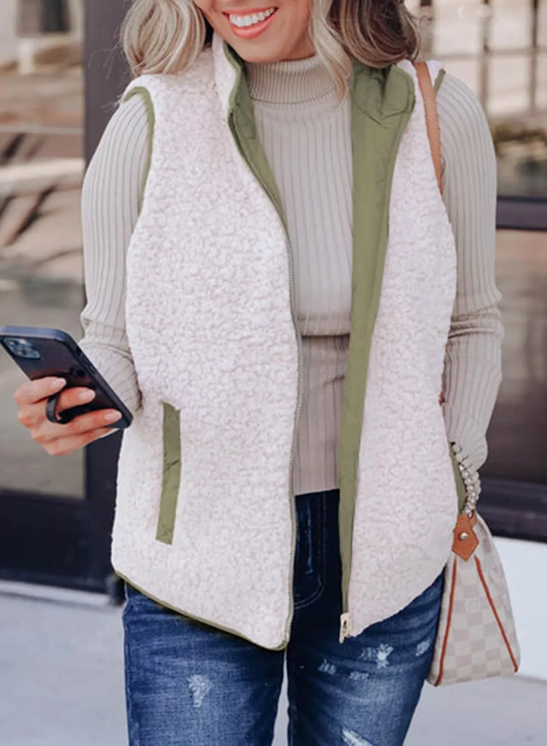 SHEWIN Women Puffer Vest Casual Stand Collar Sleeveless Puffer Jacket Warm Winter Reversible Zip Up Outerwear with Pockets