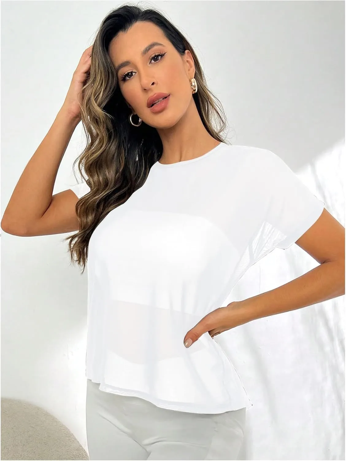 SweatyRocks Women's Activewear Short Sleeve Round Neck Mesh Tee Cut Out Split Back Sports T Shirt