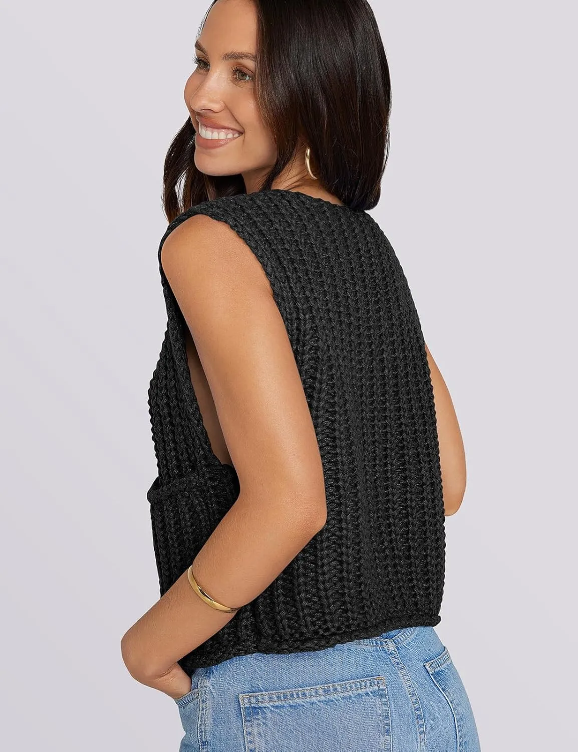 UEU Womens Chunky Sweater Vest Button Down Sleeveless Cardigan V Neck Crop Crochet Knit Tops 2025 Fashion Trendy Clothes