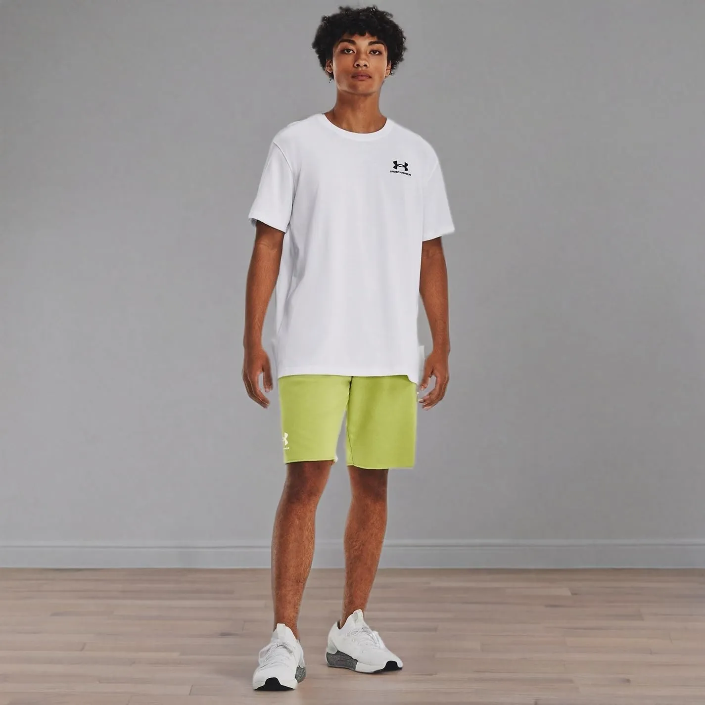 Under Armour Men's Heavyweight Short Sleeve T-Shirt