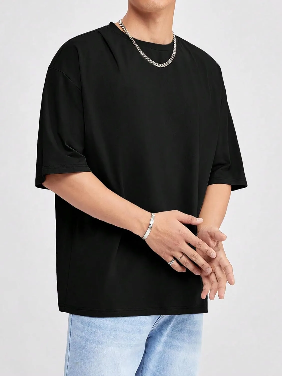 Verdusa Men's Drop Shoulder Round Neck Half Sleeve T Shirt Basic Solid Loose Tee Tops