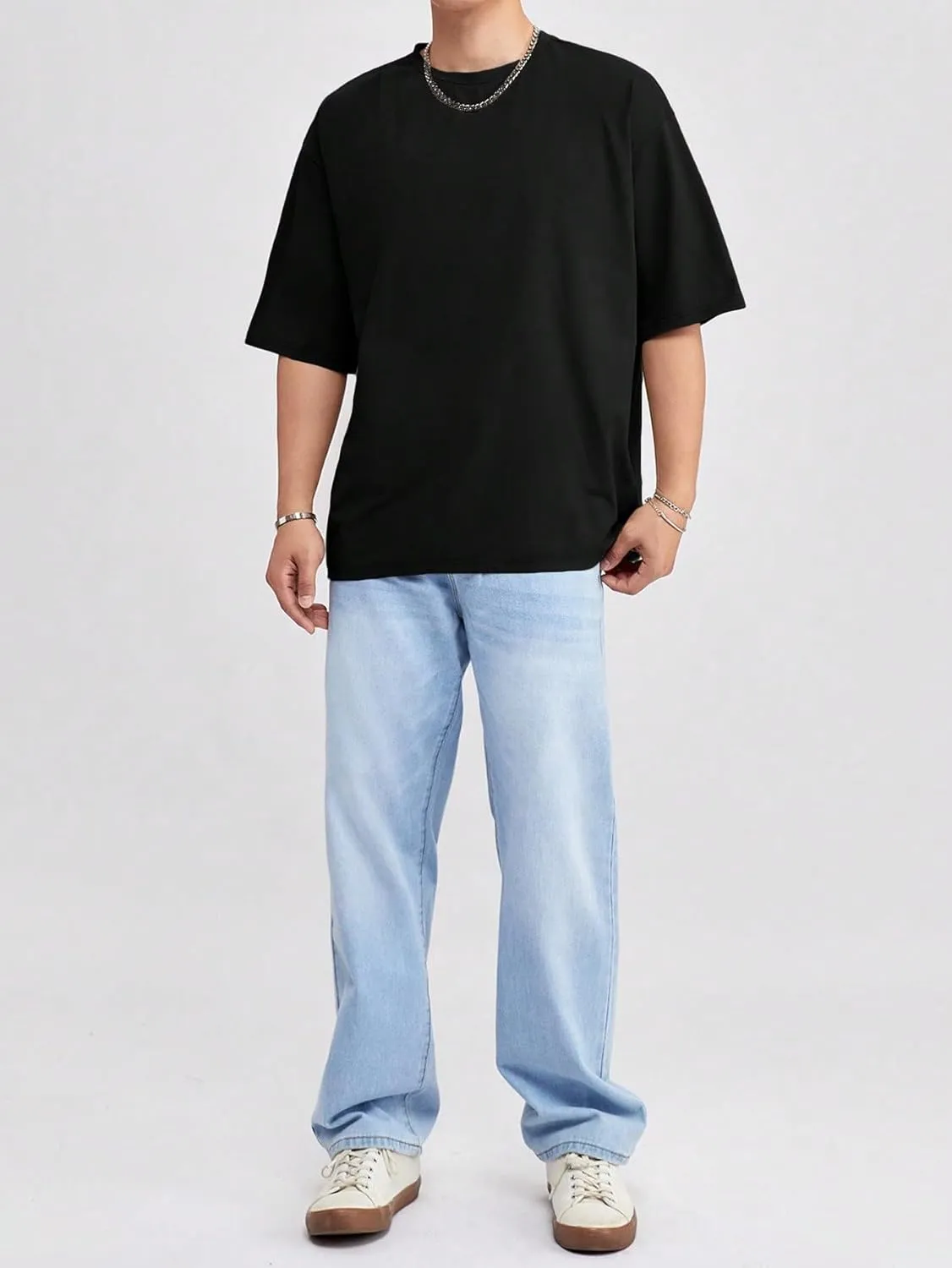 Verdusa Men's Drop Shoulder Round Neck Half Sleeve T Shirt Basic Solid Loose Tee Tops