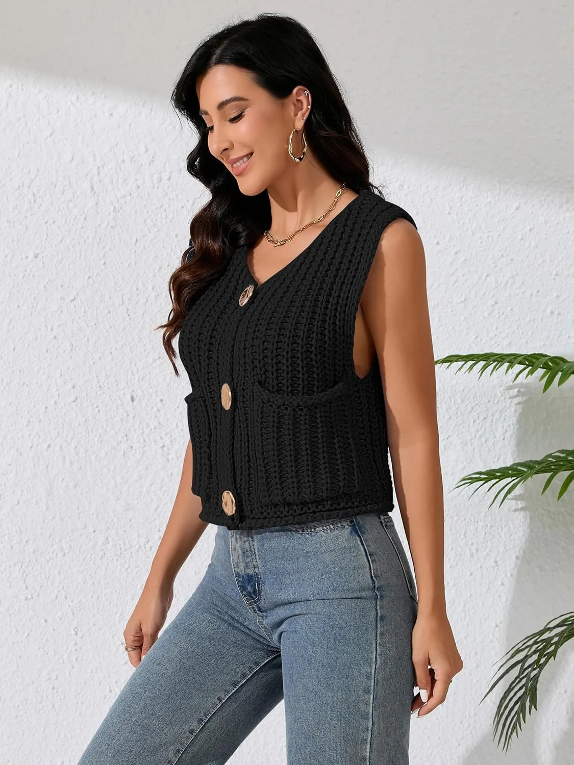 Women Sleeveless Knit Sweater Vest Crochet Chunky Button Down Cardigan Crop Vests Tops with Pockets