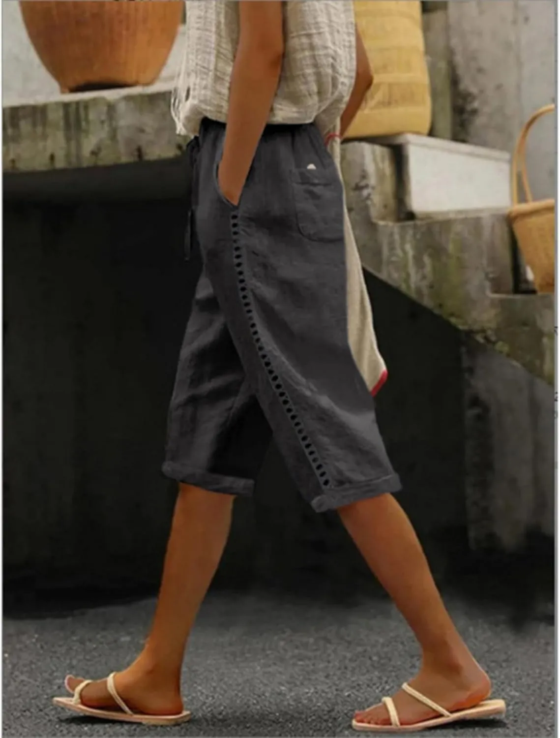 Women's Cotton Linen Shorts 2025 Casual Loose Knee Length Beach Pants Summer Drawstring Bermuda Shorts with Pockets