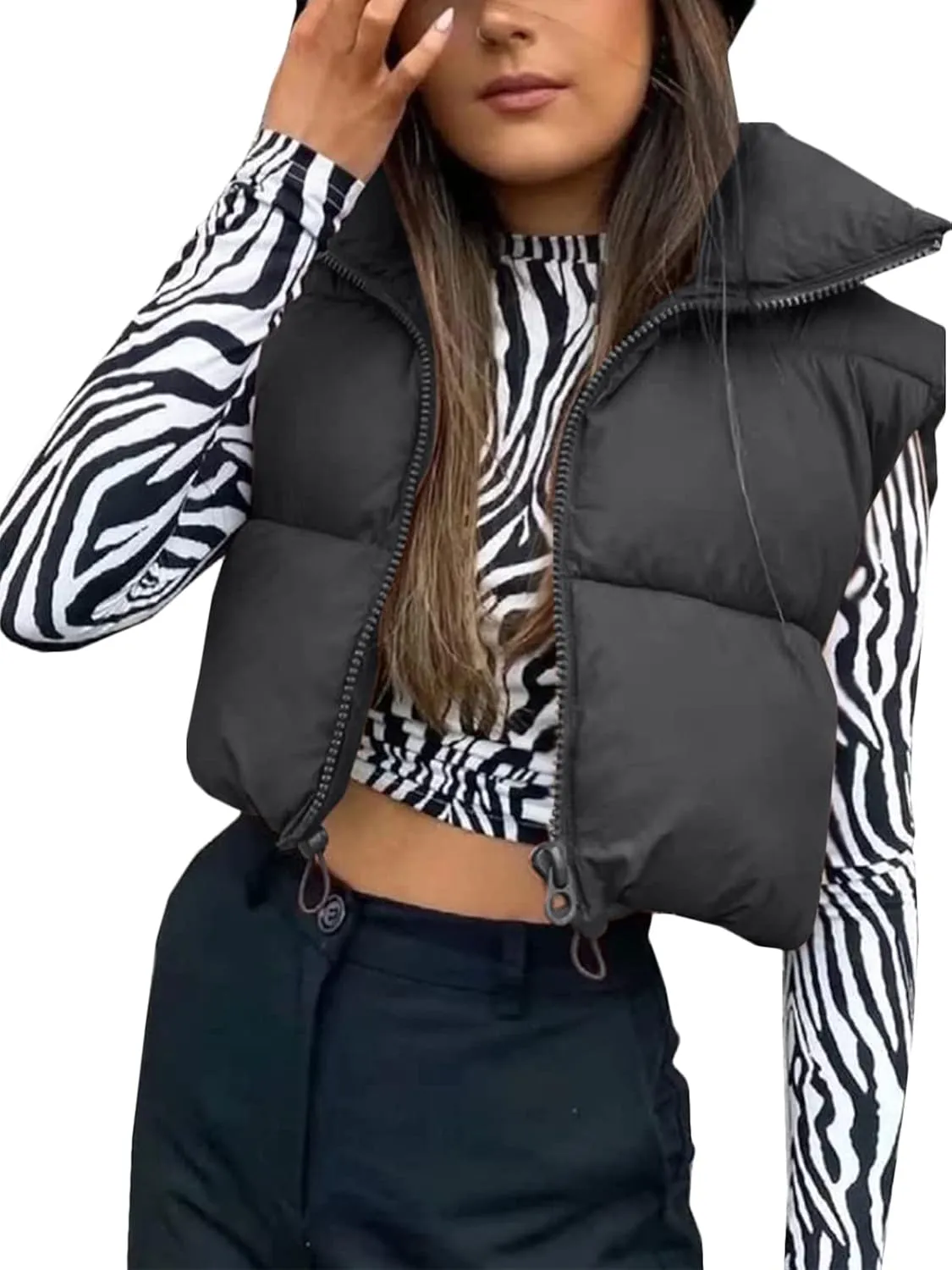 Women's Lightweight Cropped Puffer Vest Quilted Padded Zip Up Sleeveless Jacket
