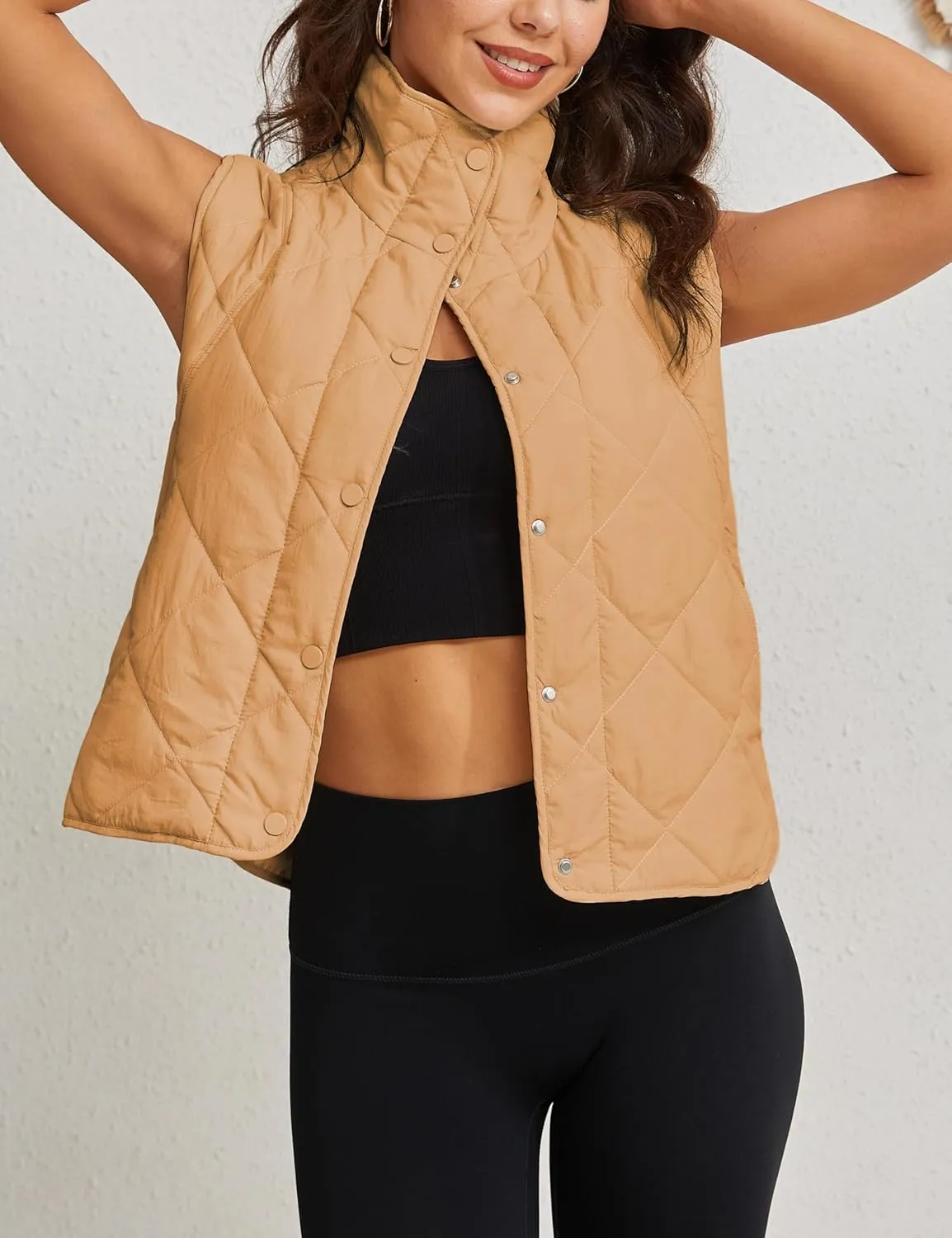 Zhiyouni Women's Quilted Puffer Vest Stand Collar Lightweight Button Down Padded Gilet with Pockets